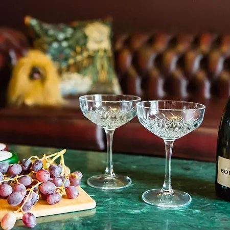 Skeldale House 'all Creatures Great & Small' Luxury & In Askrigg, Yorkshire Dales 4* Askrigg