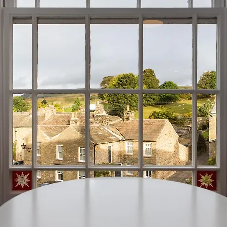 Skeldale House 'all Creatures Great & Small' By Maison Parfaite - Luxury & In Askrigg, Yorkshire Dales Aparthotel Askrigg