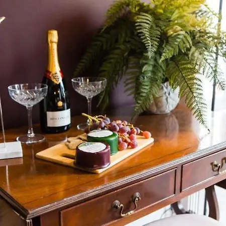 Skeldale House 'all Creatures Great & Small' Luxury & In Askrigg, Yorkshire Dales 4*
