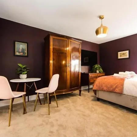 Skeldale House 'all Creatures Great & Small' Luxury & In Askrigg, Yorkshire Dales