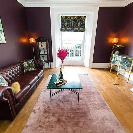 Skeldale House 'all Creatures Great & Small' Luxury & In Askrigg, Yorkshire Dales
