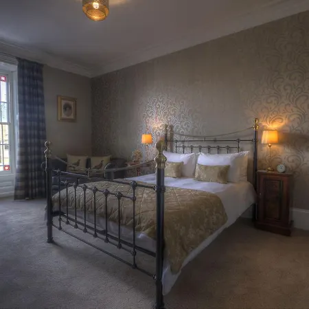 Aparthotel Skeldale House