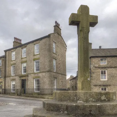 Skeldale House 'all Creatures Great & Small' Luxury & In Askrigg, Yorkshire Dales