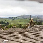 Skeldale House 'all Creatures Great & Small' Luxury & In Askrigg, Yorkshire Dales 4* Askrigg