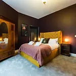 Skeldale House 'all Creatures Great & Small' Luxury & In Askrigg, Yorkshire Dales