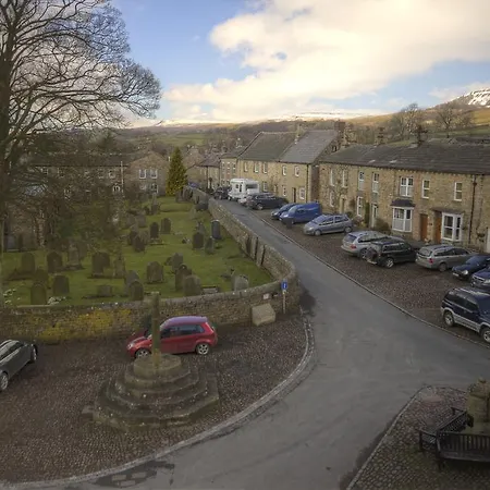 Skeldale House 'all Creatures Great & Small' By Maison Parfaite - Luxury & In Askrigg, Yorkshire Dales