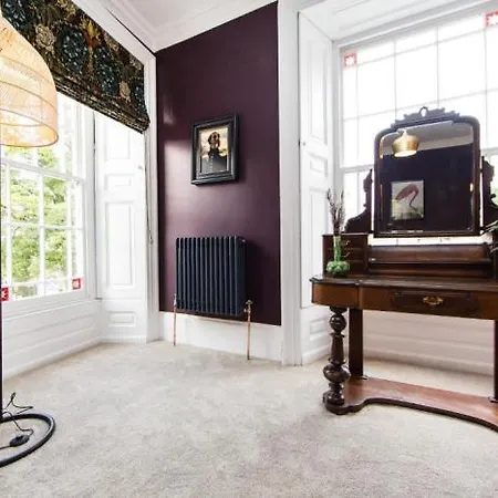 Skeldale House 'all Creatures Great & Small' Luxury & In Askrigg, Yorkshire Dales 4* Askrigg