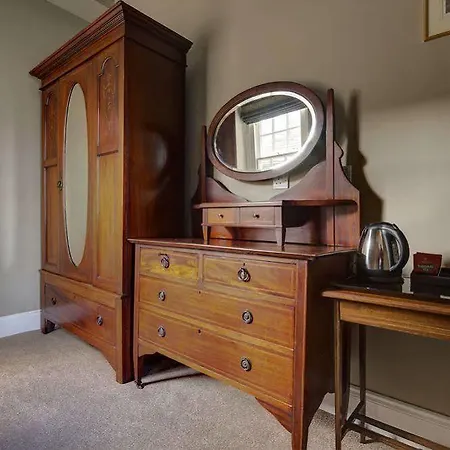 Skeldale House 'all Creatures Great & Small' By Maison Parfaite - Luxury & In Askrigg, Yorkshire Dales 3* Askrigg
